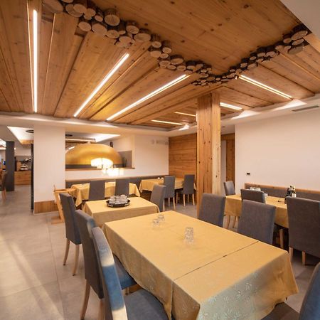 Hotel Niagara Осана Екстериор снимка